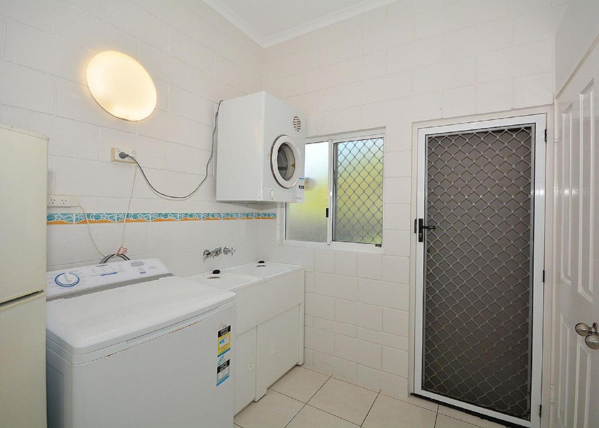 Beach House On Burrum- Close To Beach- 3Br- Wifi-Foxtel วูดเกท ภายนอก รูปภาพ