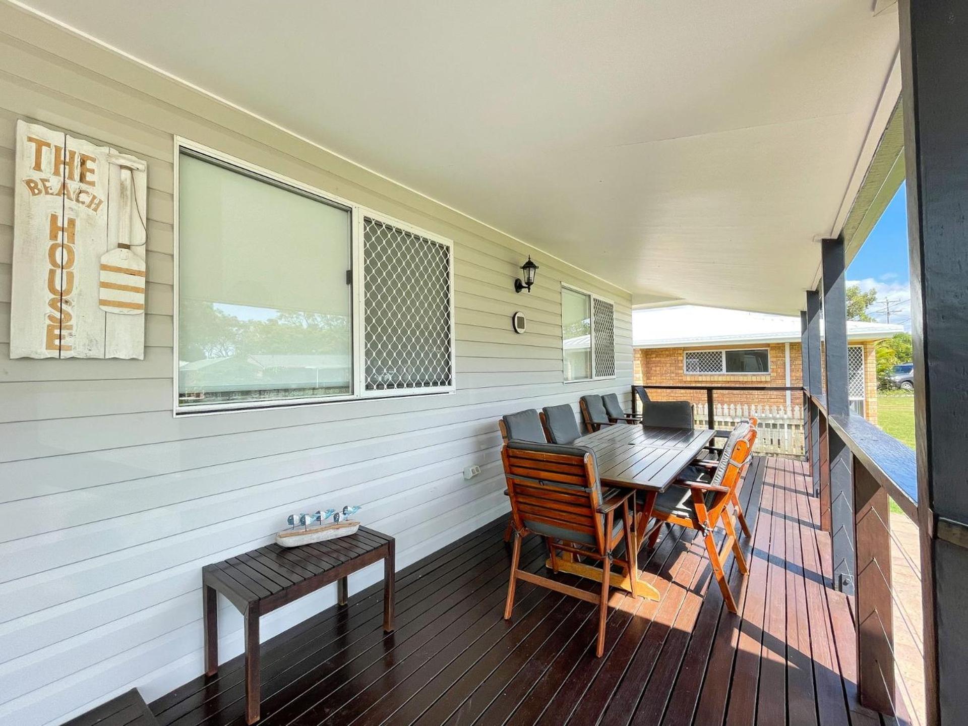 Beach House On Burrum- Close To Beach- 3Br- Wifi-Foxtel วูดเกท ภายนอก รูปภาพ
