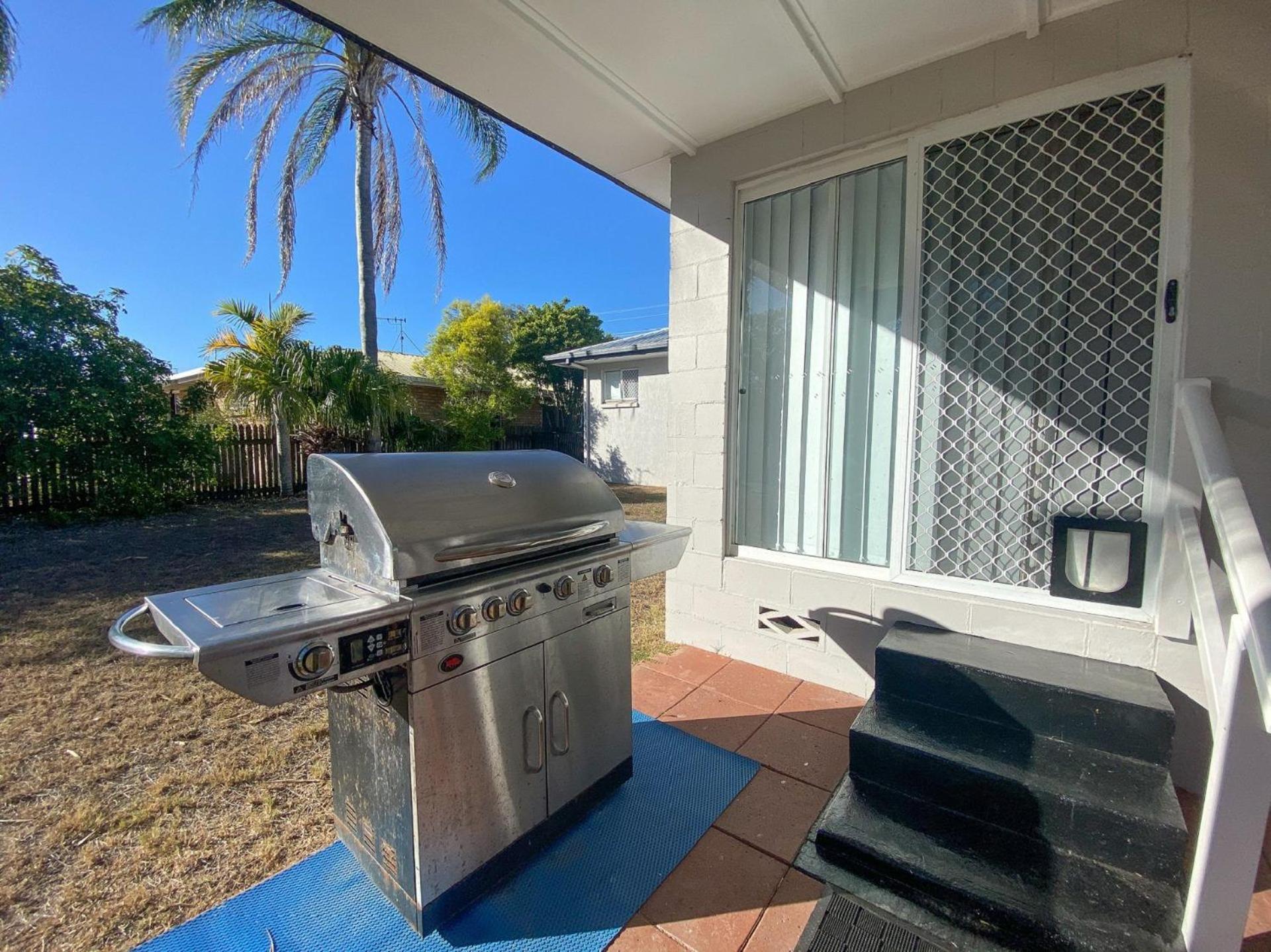 Beach House On Burrum- Close To Beach- 3Br- Wifi-Foxtel วูดเกท ภายนอก รูปภาพ